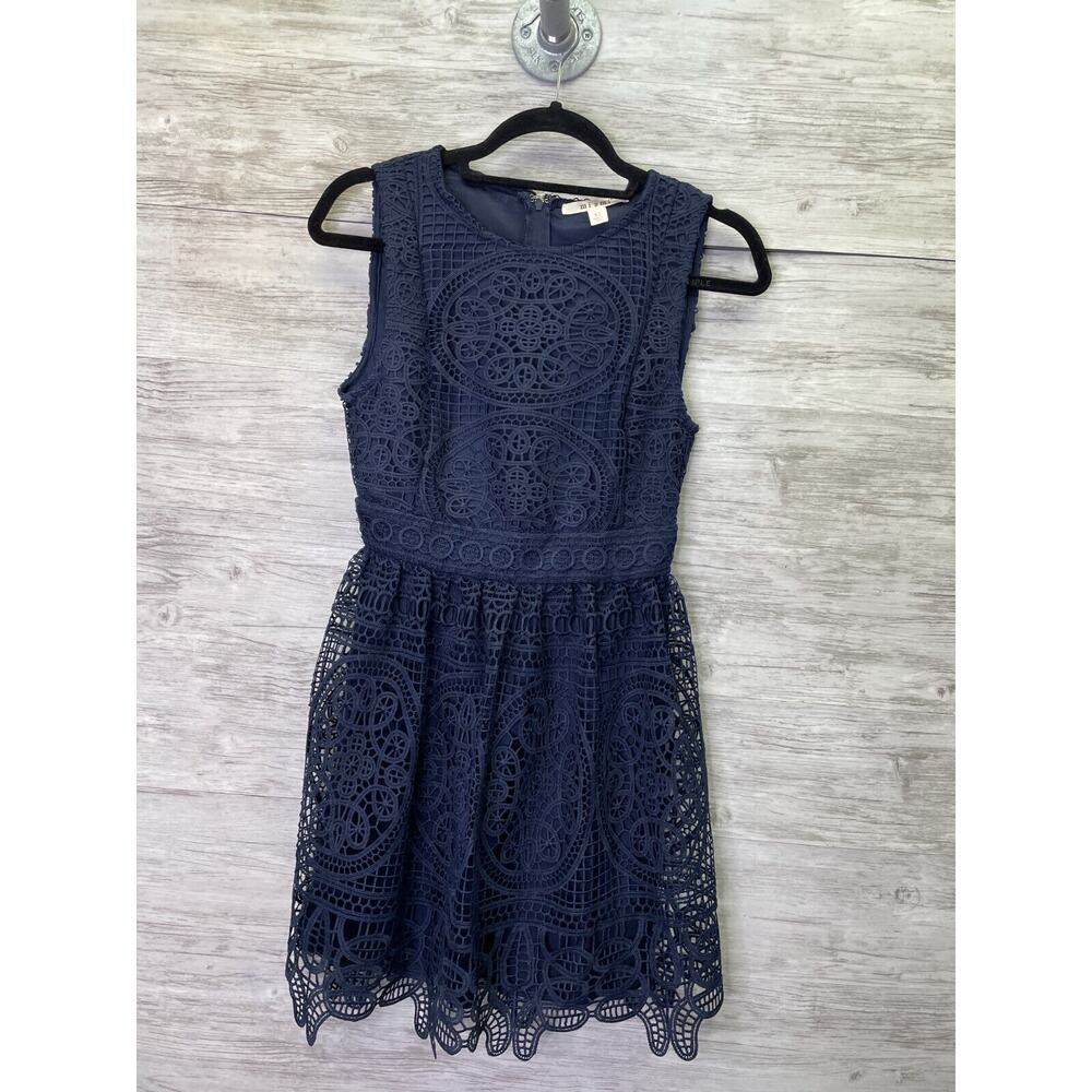 Francescas Mi Ami Dress XS‎ Womens Navy Blue Lace Sleeveless Mini 26M817ES8D